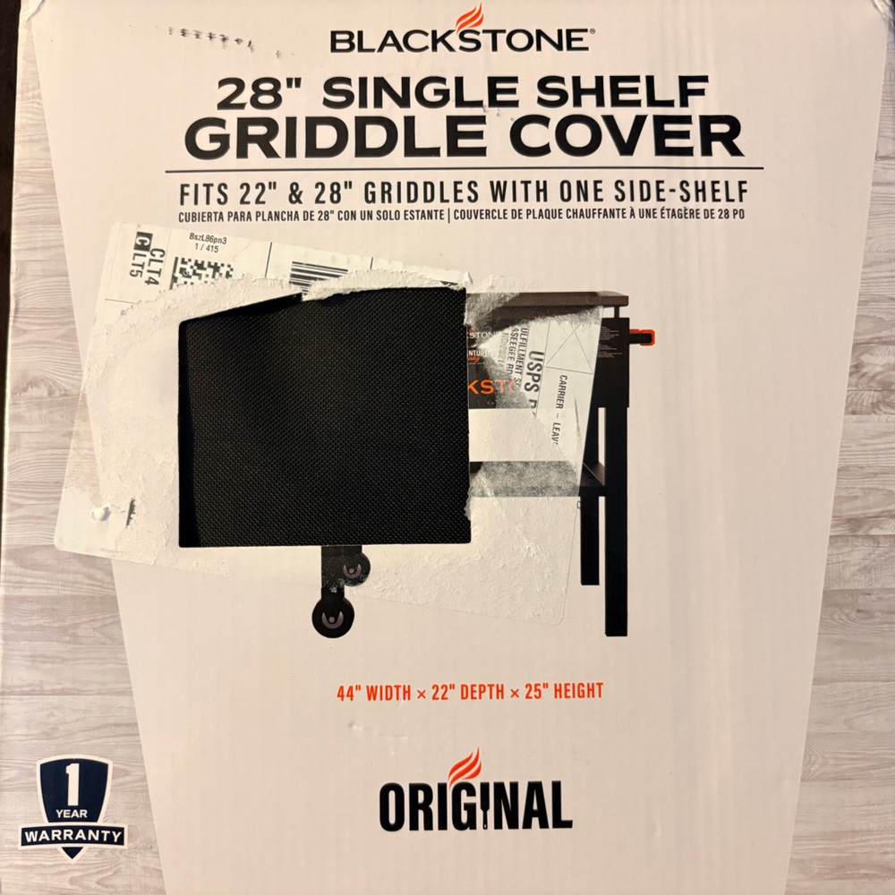 Blackstone Griddle Cover in Black